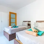 New Spacious 3 Bdr 2 Bth Bugibba S סיינט פול ביי
