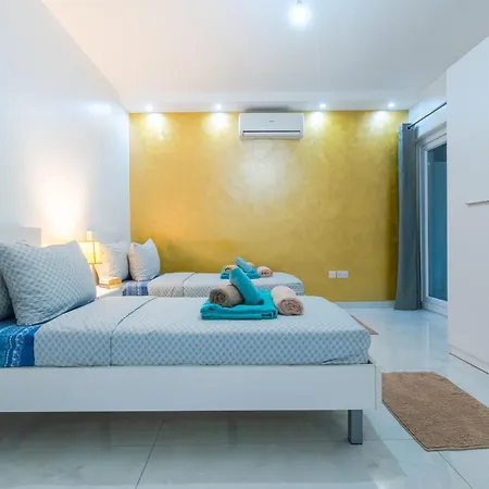 New Spacious 3 Bdr 2 Bth Bugibba S 아파트 *
