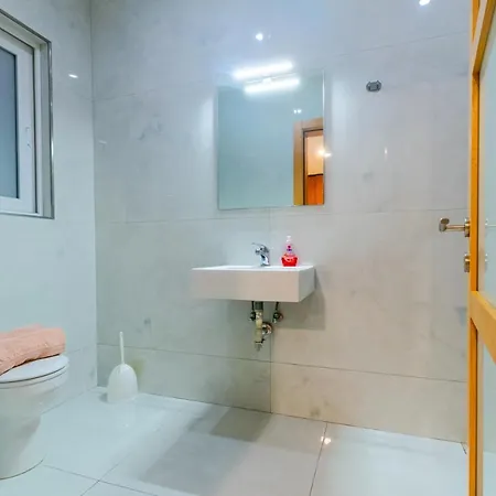 New Spacious 3 Bdr 2 Bth Bugibba S *