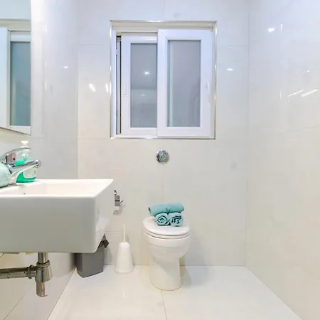 New Spacious 3 Bdr 2 Bth Bugibba S * St. Paul's Bay
