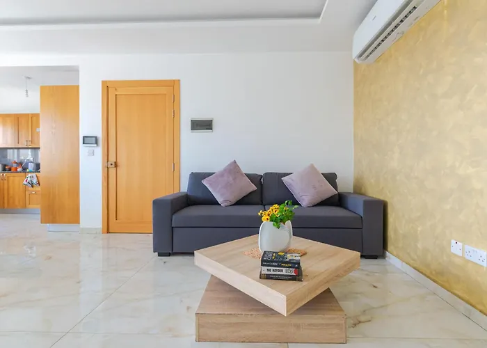 Appartamento New Spacious 3 Bdr 2 Bth Bugibba S *