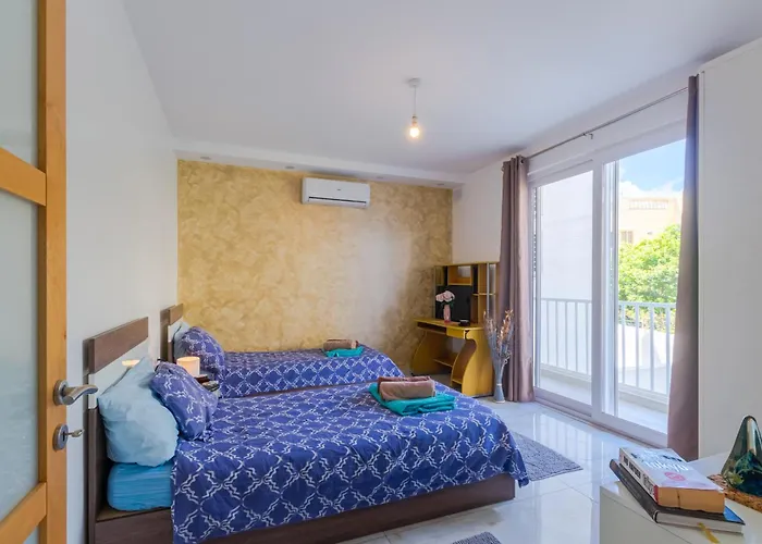 Апартаменты New Spacious 3 Bdr 2 Bth Bugibba S Сент-Полс-Бей