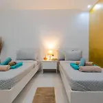 New Spacious 3 Bdr 2 Bth Bugibba S