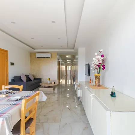 New Spacious 3 Bdr 2 Bth Bugibba S