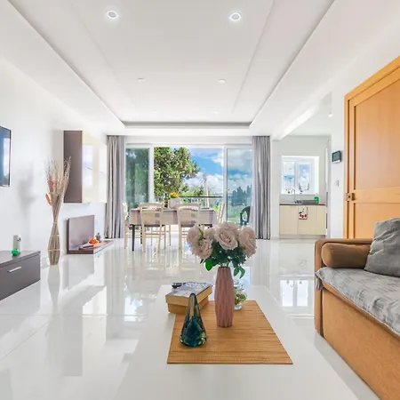 Apartamento New Spacious 3 Bdr 2 Bth Bugibba S *