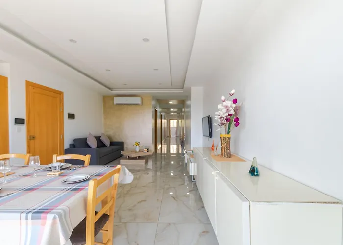 New Spacious 3 Bdr 2 Bth Bugibba S